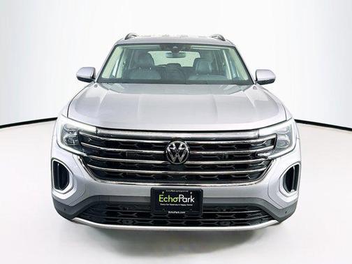 2025 Volkswagen Atlas 2.0T SE w/Technology 4MOTION