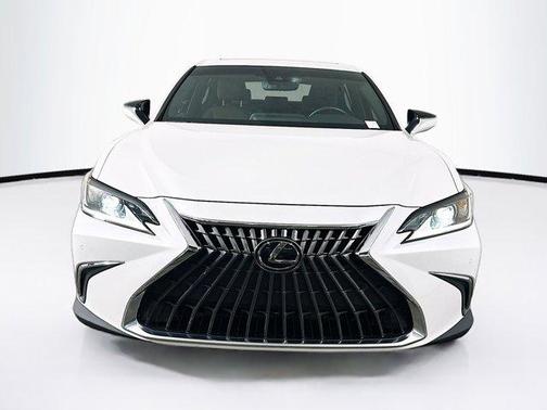 2022 Lexus ES 350 Base