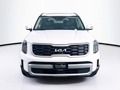 Glacial White Pearl 2025 Kia Telluride S