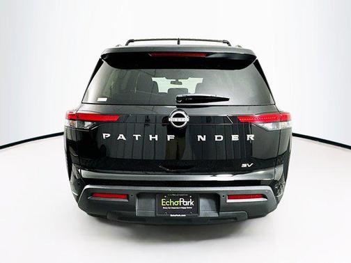 2024 Nissan Pathfinder SV FWD