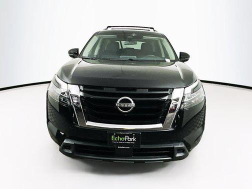 2024 Nissan Pathfinder SV FWD