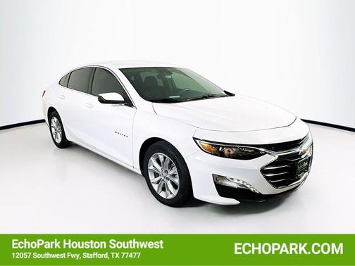 Summit White 2024 Chevrolet Malibu FWD 1LT