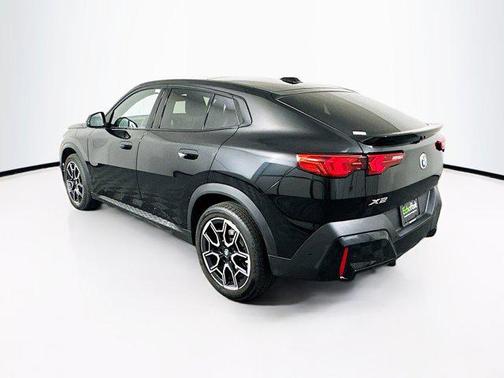 2025 BMW X2 xDrive28i