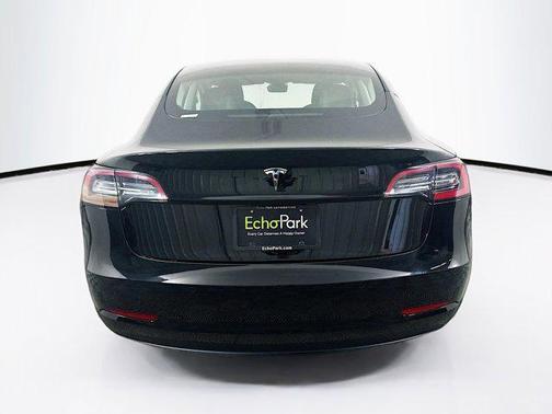 2022 Tesla Model 3 Standard Range