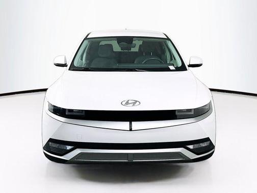 2023 Hyundai IONIQ 5 SE Standard Range