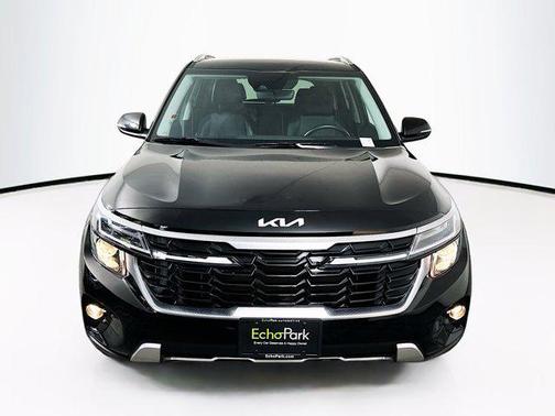 Fusion Black 2025 Kia Seltos S