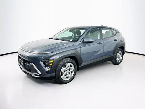 2024 Hyundai KONA SE