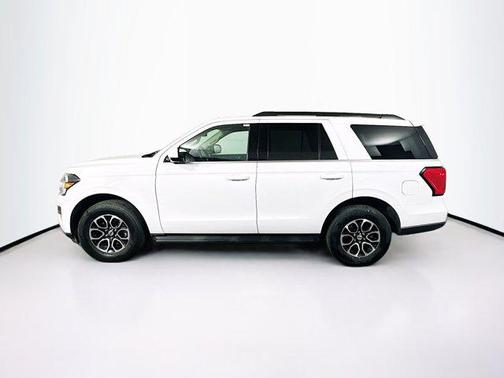 Oxford White 2024 Ford Expedition XLT