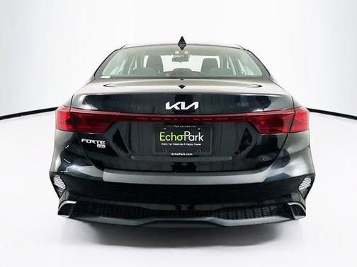 2023 Kia Forte LX