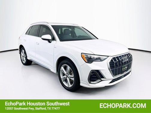 Glacier White Metallic 2021 Audi Q3 45 S line Premium