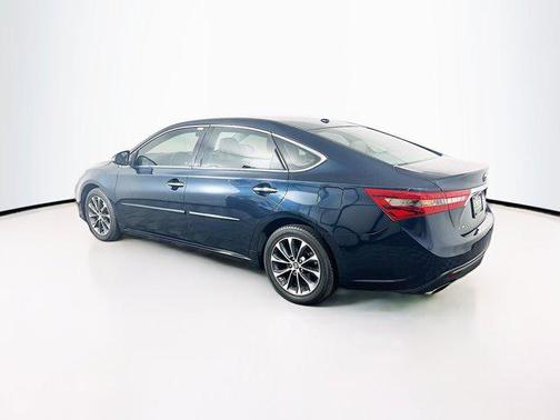 2016 Toyota Avalon XLE