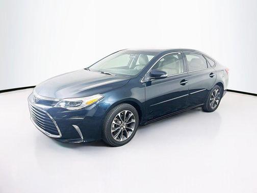 2016 Toyota Avalon XLE