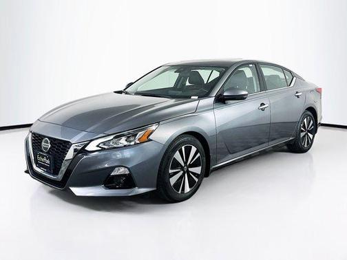 2022 Nissan Altima 2.5 SL