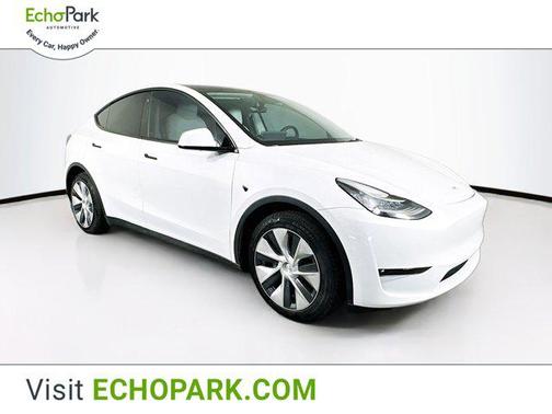 2022 Tesla Model Y Long Range Dual Motor All-Wheel Drive