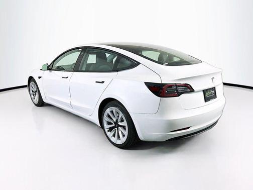 2022 Tesla Model 3 Standard Range