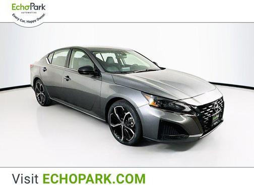 2023 Nissan Altima SR FWD