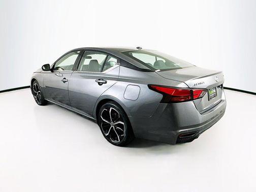 2023 Nissan Altima SR FWD