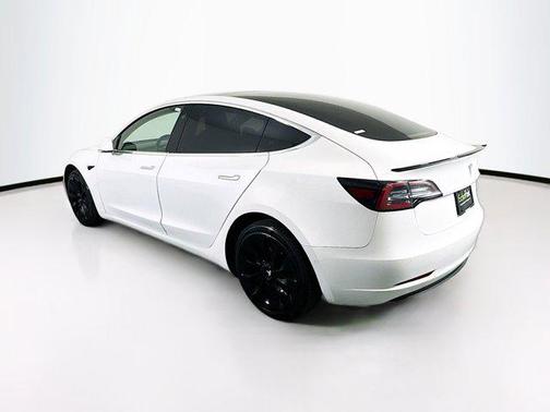 2020 Tesla Model 3 Standard Range Plus