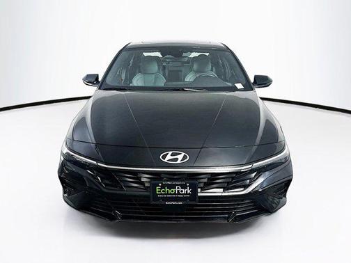 2025 Hyundai ELANTRA HEV Limited