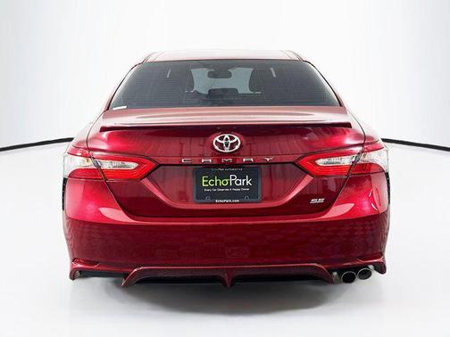 Ruby Flare Pearl 2018 Toyota Camry SE