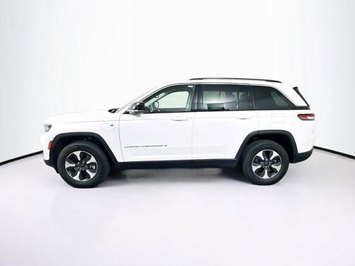 Bright White Clearcoat 2022 Jeep Grand Cherokee 4xe Base