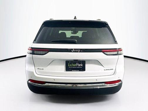 2022 Jeep Grand Cherokee Laredo