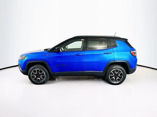 Hydro Blue Pearlcoat 2025 Jeep Compass Trailhawk
