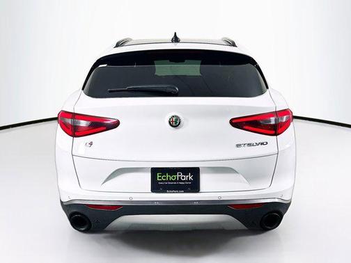 2022 Alfa Romeo Stelvio Ti