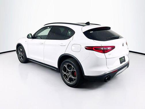 2022 Alfa Romeo Stelvio Ti