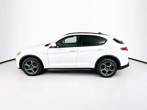 2022 Alfa Romeo Stelvio Ti