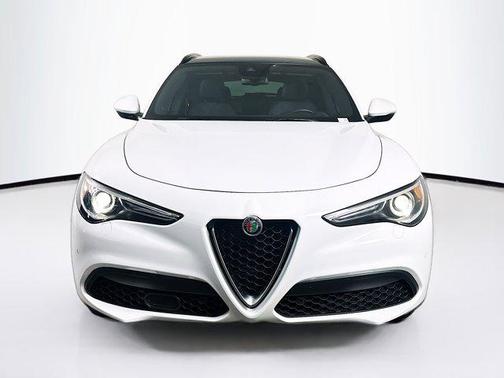 2022 Alfa Romeo Stelvio Ti