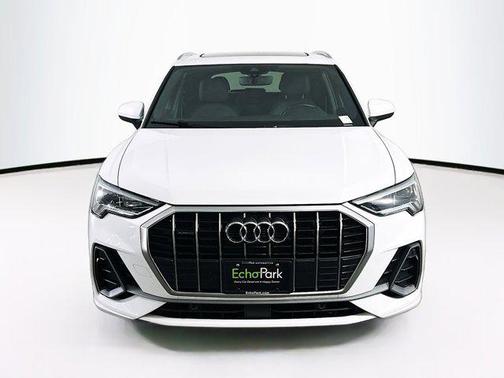 2024 Audi Q3 Premium 45 TFSI S line quattro Tiptronic