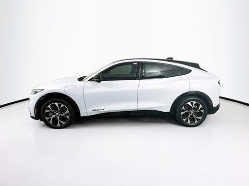 2022 Ford Mustang Mach-E Premium