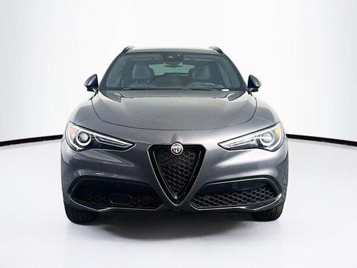 2023 Alfa Romeo Stelvio Sprint AWD