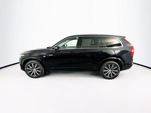 2023 Volvo XC90 B5 Core