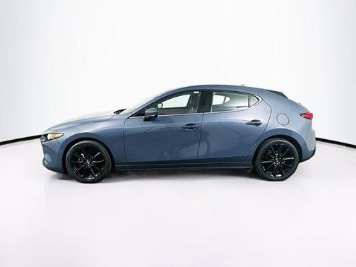 2022 Mazda Mazda3 FWD w/Premium Package