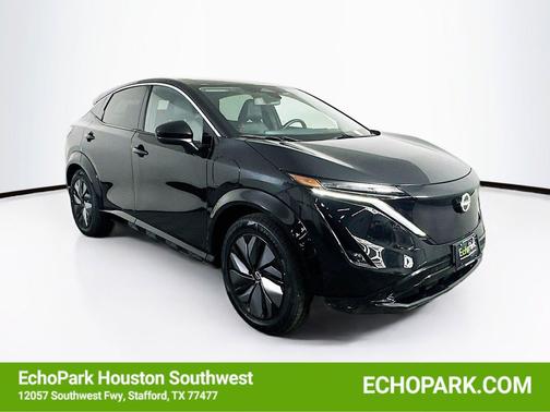 Black Diamond Pearl 2025 Nissan ARIYA ENGAGE