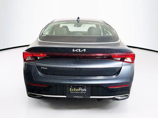 2022 Kia K5 LXS