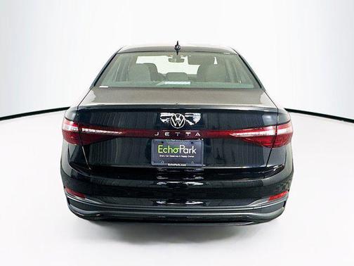 Deep Black Pearl 2025 Volkswagen Jetta 1.5T Sport