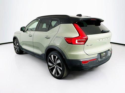 2021 Volvo XC40 Recharge Pure Electric P8