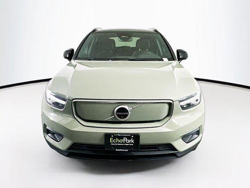 2021 Volvo XC40 Recharge Pure Electric P8