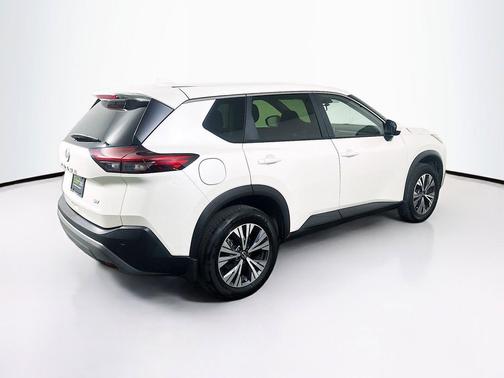 Pearl White Tricoat 2023 Nissan Rogue SV