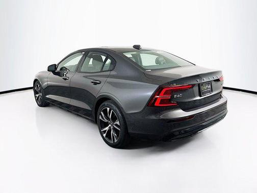 2025 Volvo S60 B5 Plus