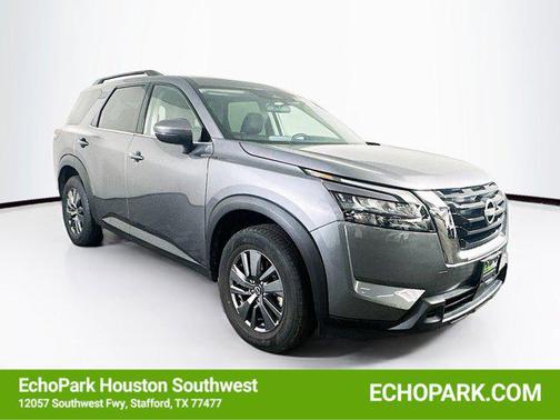 2025 Nissan Pathfinder SV FWD