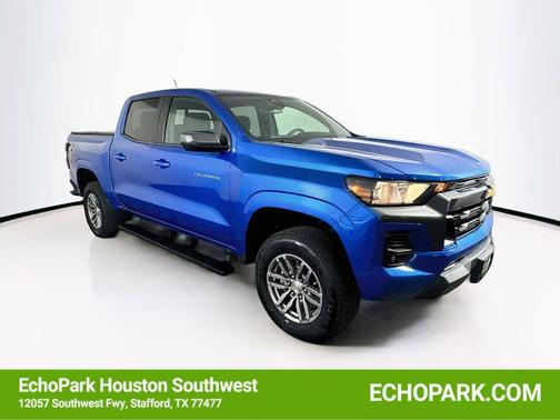 Glacier Blue Metallic 2024 Chevrolet Colorado LT