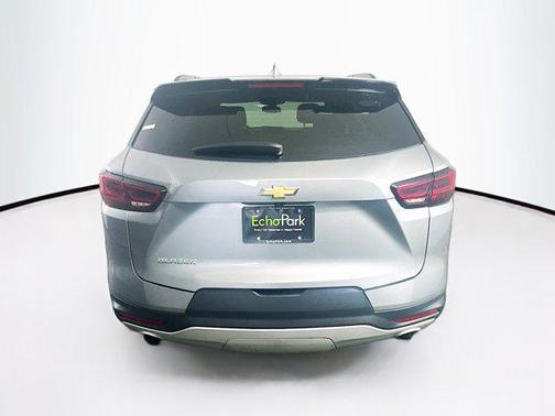 Sterling Gray Metallic 2023 Chevrolet Blazer 2LT