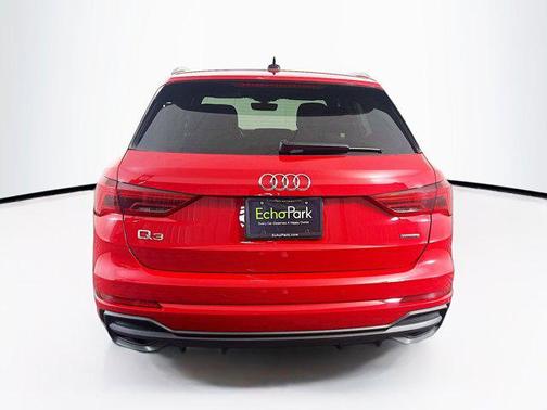 2024 Audi Q3 Premium 45 TFSI S line quattro Tiptronic