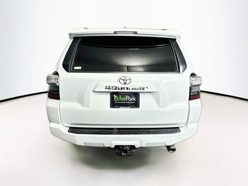 Super White 2018 Toyota 4Runner SR5 Premium