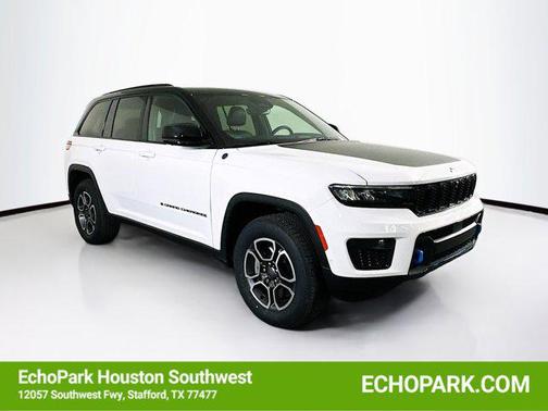 Diamond Black Crystal Pearlcoat 2023 Jeep Grand Cherokee 4xe Trailhawk