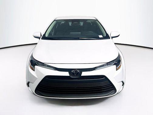 Ice Cap 2024 Toyota Corolla LE